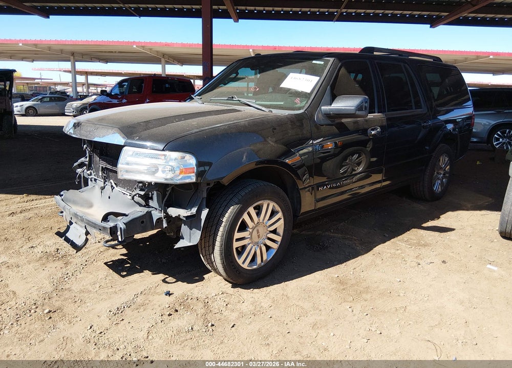 2014 LINCOLN NAVIGATOR L VIN: 5LMJJ3J5XEEL02945