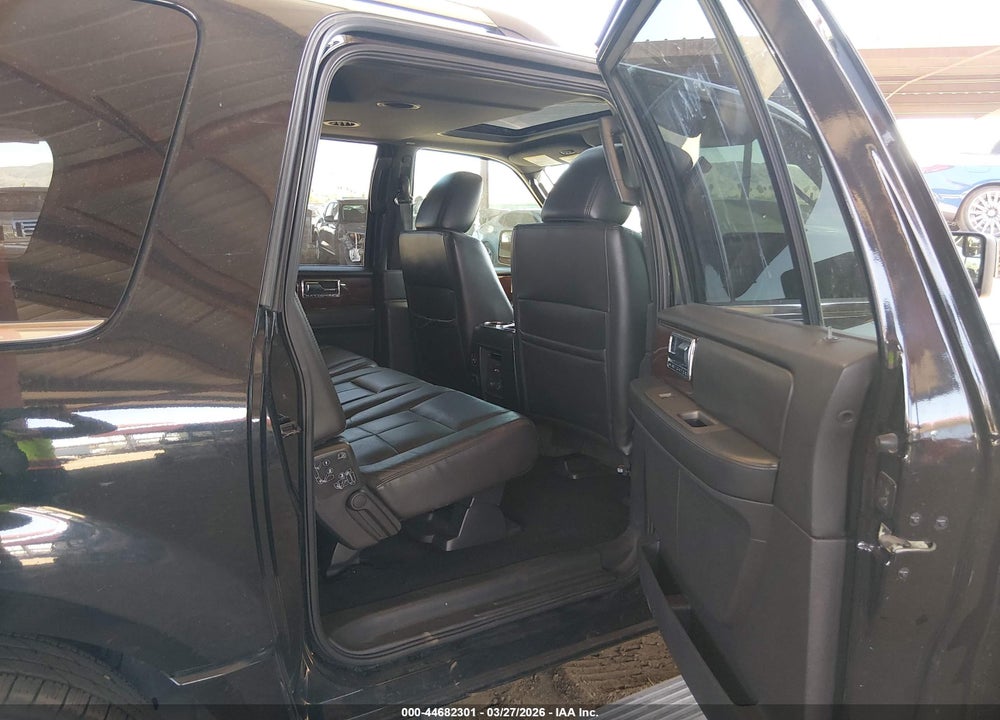 2014 LINCOLN NAVIGATOR L VIN: 5LMJJ3J5XEEL02945