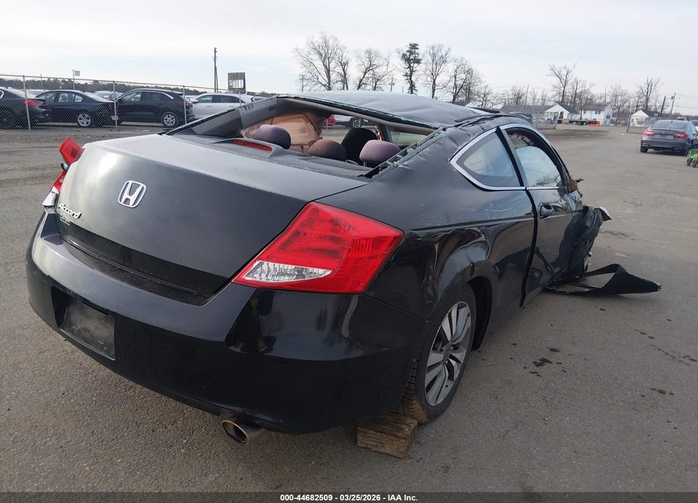 2012 HONDA ACCORD 2.4 EX VIN: 1HGCS1B75CA020882