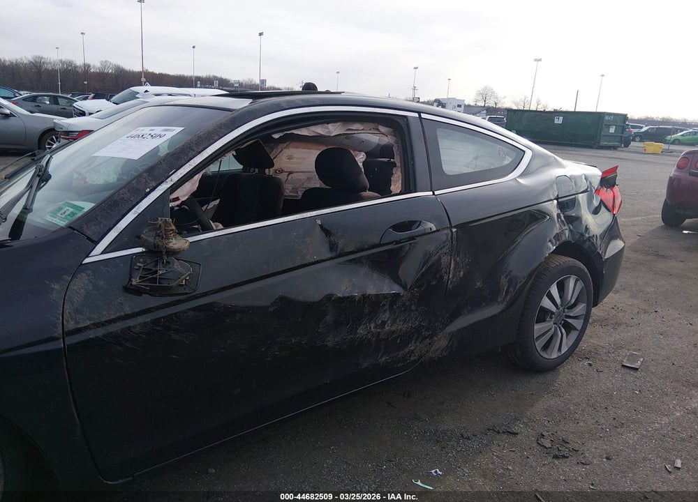 2012 HONDA ACCORD 2.4 EX VIN: 1HGCS1B75CA020882