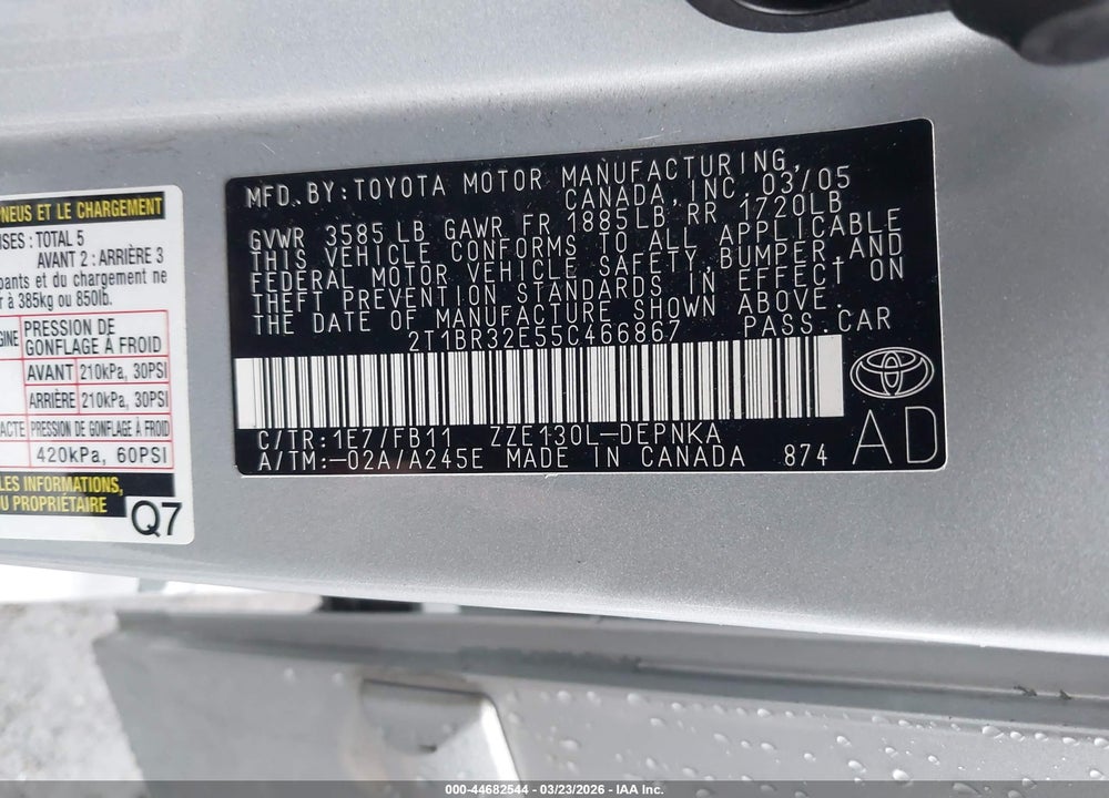 2005 TOYOTA COROLLA LE VIN: 2T1BR32E55C466867