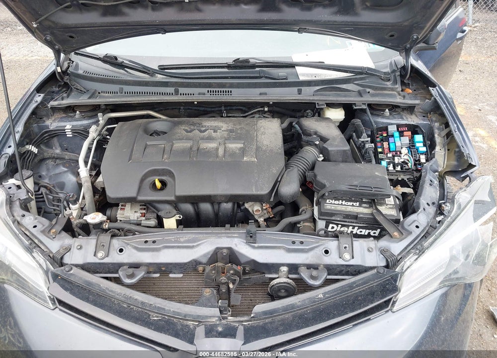 2018 TOYOTA COROLLA LE VIN: 5YFBURHE9JP746732