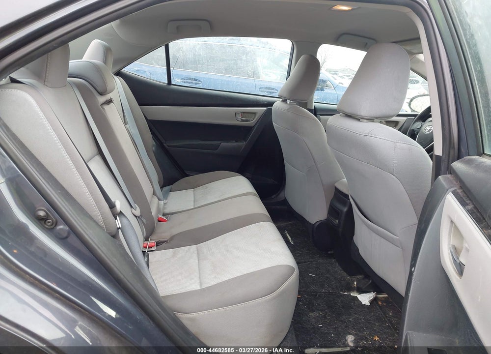 2018 TOYOTA COROLLA LE VIN: 5YFBURHE9JP746732