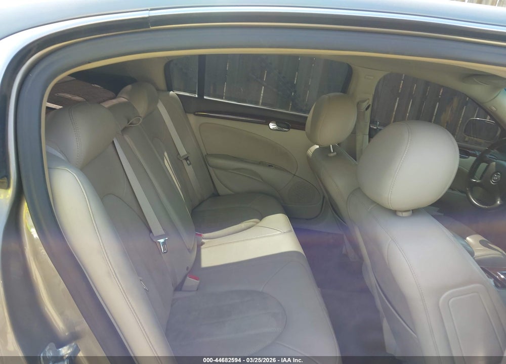 2011 BUICK LUCERNE SUPER VIN: 1G4HK5ES1BU110440