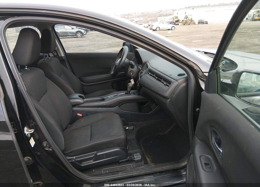 2016 HONDA HR-V LX VIN: 3CZRU6H35GM721977