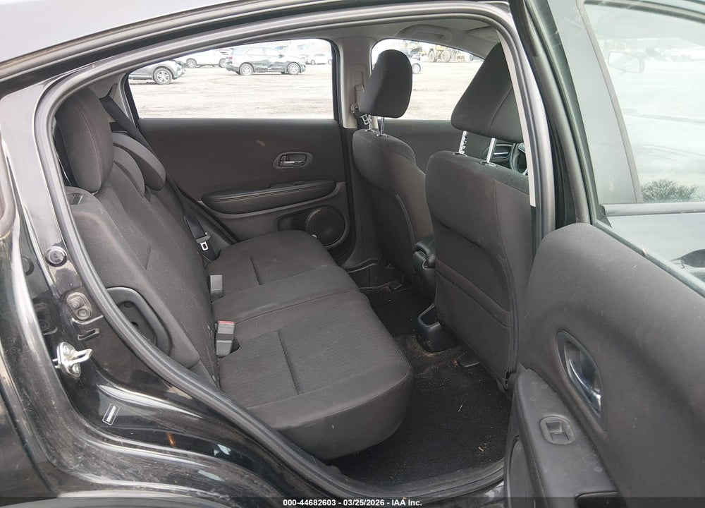 2016 HONDA HR-V LX VIN: 3CZRU6H35GM721977