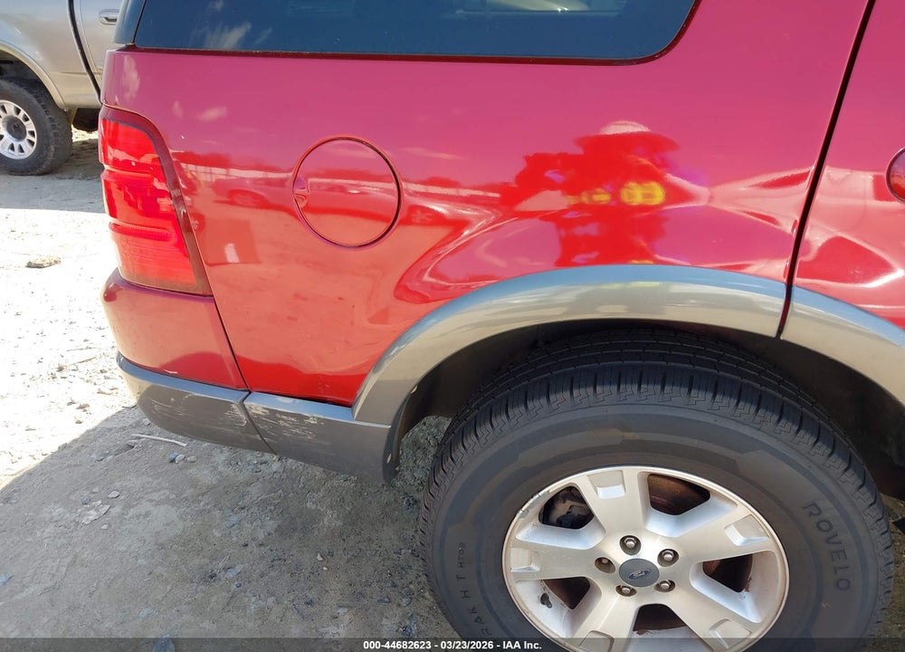 2005 FORD EXPLORER XLT/XLT SPORT VIN: 1FMZU73E05UB26950