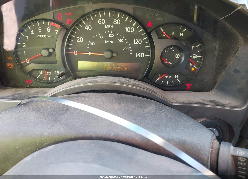 2004 NISSAN TITAN LE VIN: 1N6AA07A84N559592