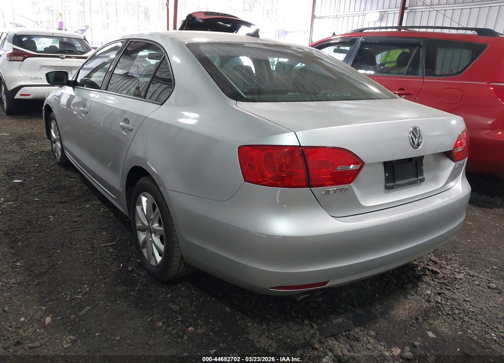 2011 VOLKSWAGEN JETTA 2.5L SE VIN: 3VWDX7AJ3BM397472
