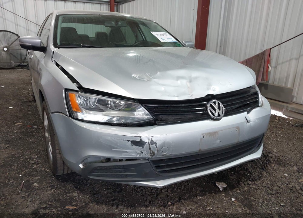 2011 VOLKSWAGEN JETTA 2.5L SE VIN: 3VWDX7AJ3BM397472