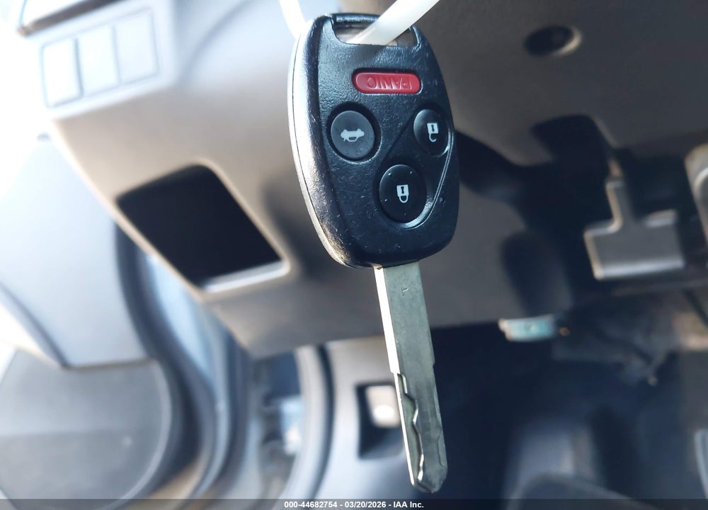 2013 HONDA CIVIC LX VIN: 19XFB2F52DE279886