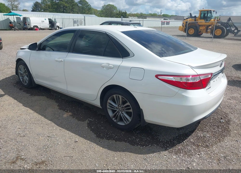2016 TOYOTA CAMRY SE VIN: 4T1BF1FKXGU153487