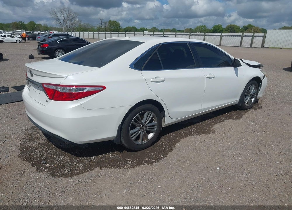 2016 TOYOTA CAMRY SE VIN: 4T1BF1FKXGU153487