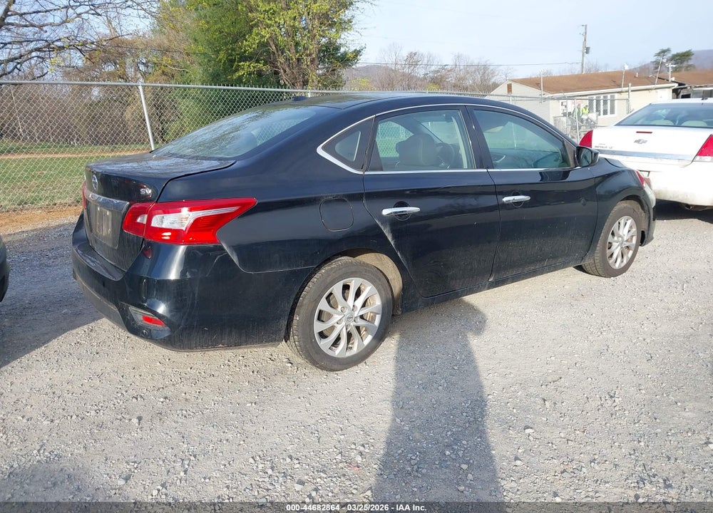 2018 NISSAN SENTRA SV VIN: 3N1AB7AP4JL604404