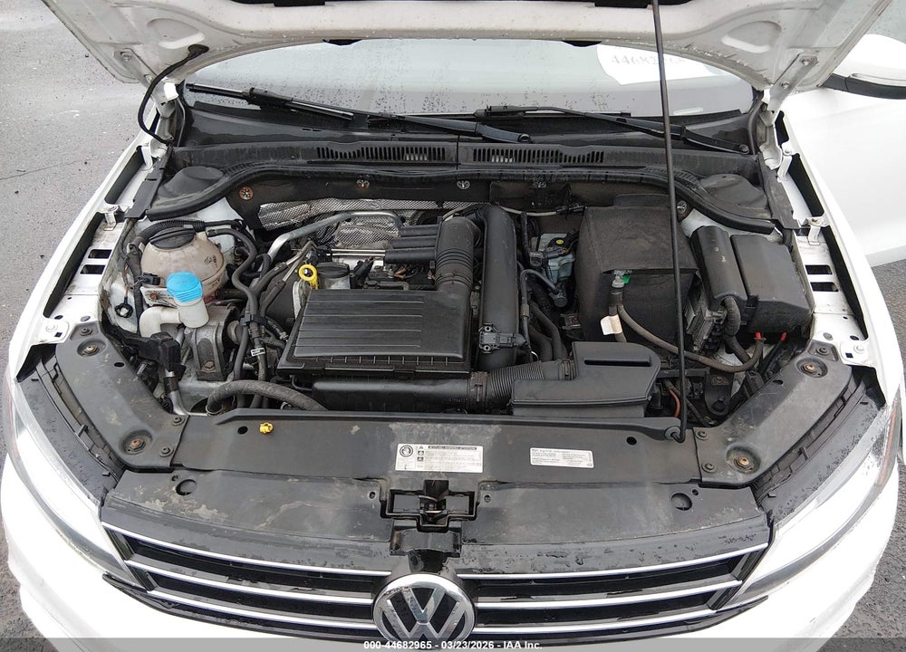 2017 VOLKSWAGEN JETTA 1.4T SE VIN: 3VWDB7AJ0HM402909