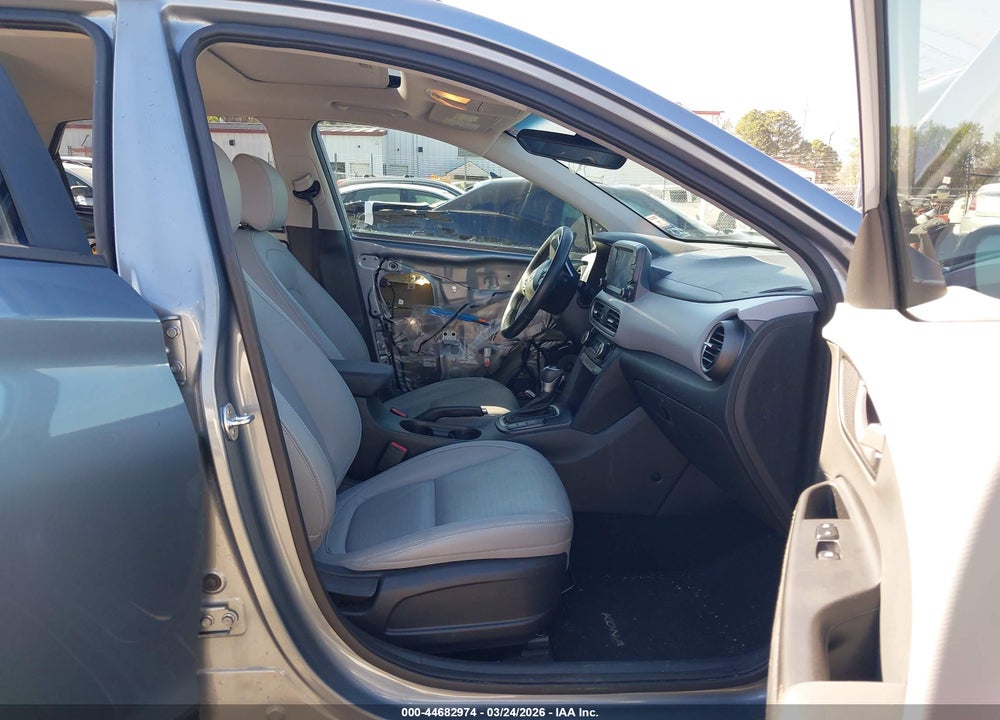 2018 HYUNDAI KONA LIMITED VIN: KM8K33A59JU171881