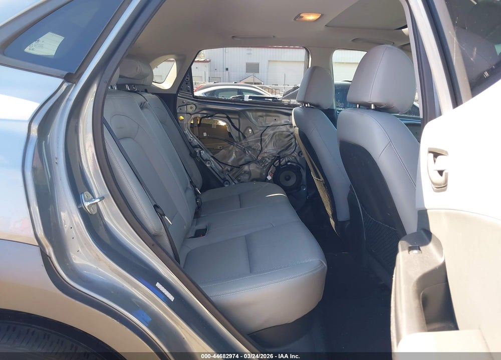 2018 HYUNDAI KONA LIMITED VIN: KM8K33A59JU171881