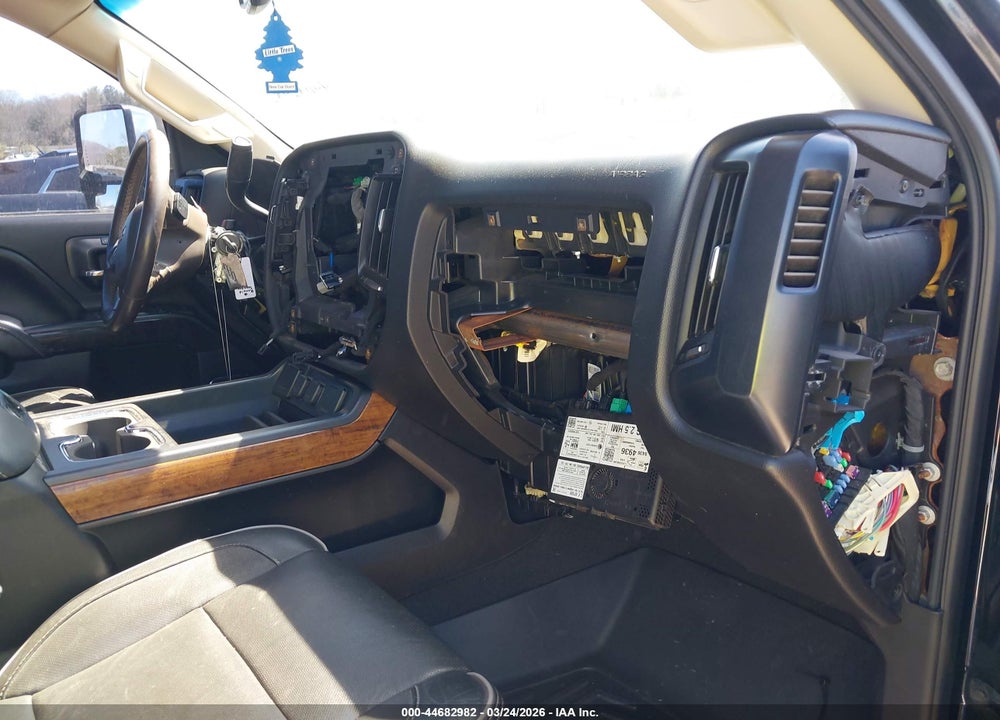 2018 CHEVROLET SILVERADO 2500HD LTZ VIN: 1GC1KWEY1JF125040