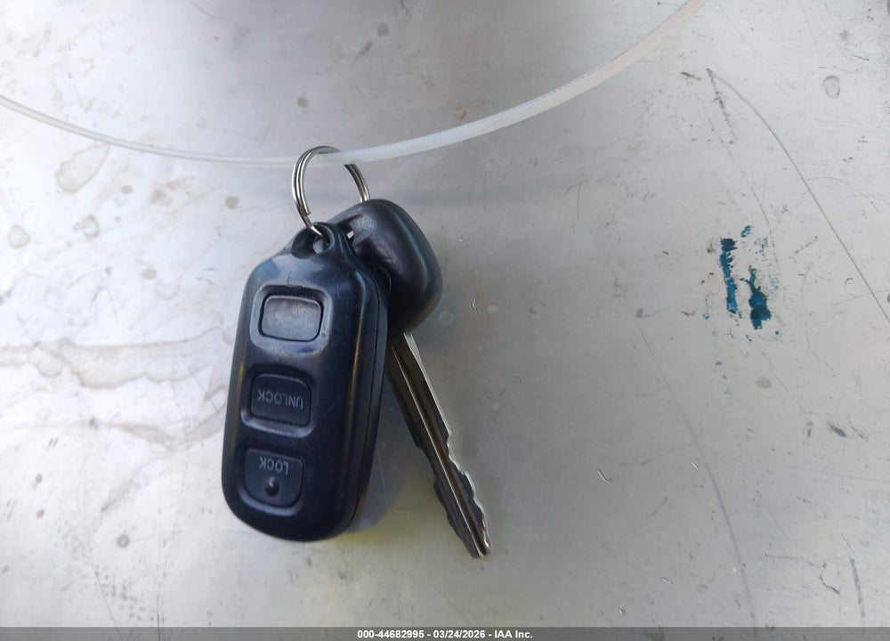 2001 TOYOTA AVALON XLS VIN: 4T1BF28B61U169597
