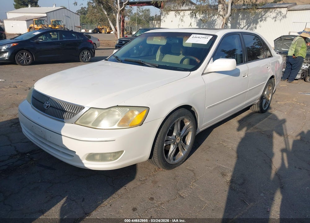 2001 TOYOTA AVALON XLS VIN: 4T1BF28B61U169597