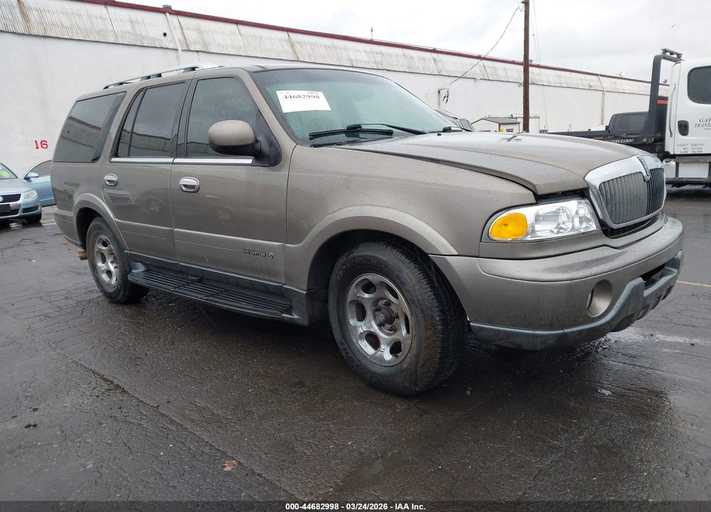 2001 LINCOLN NAVIGATOR VIN: 5LMEU27A11LJ00850