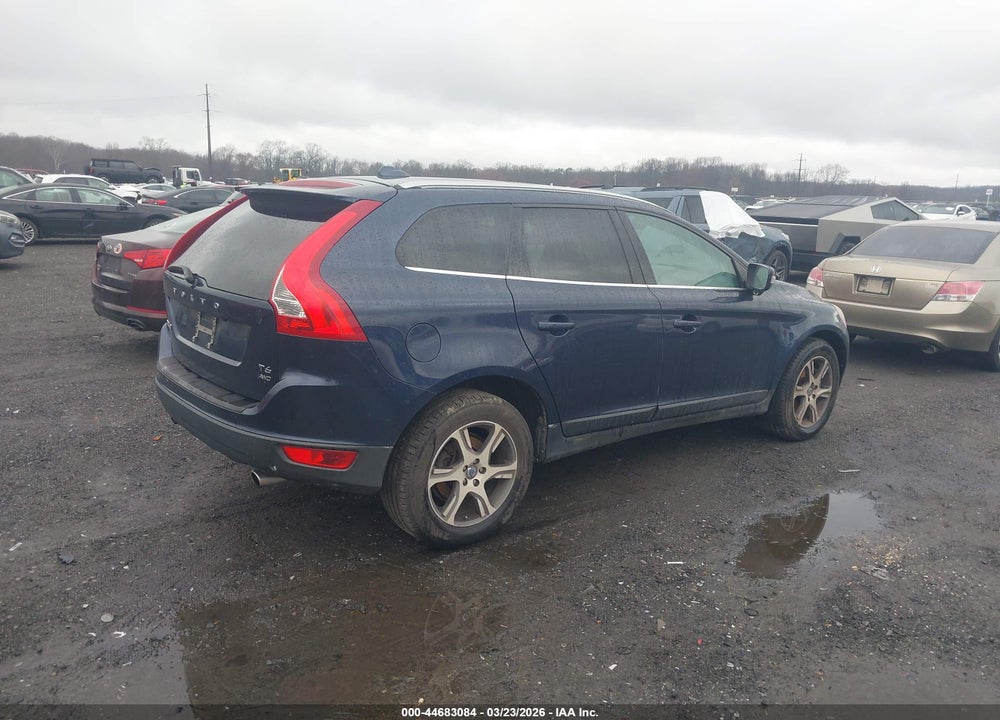2013 VOLVO XC60 T6 VIN: YV4902DZ6D2420218