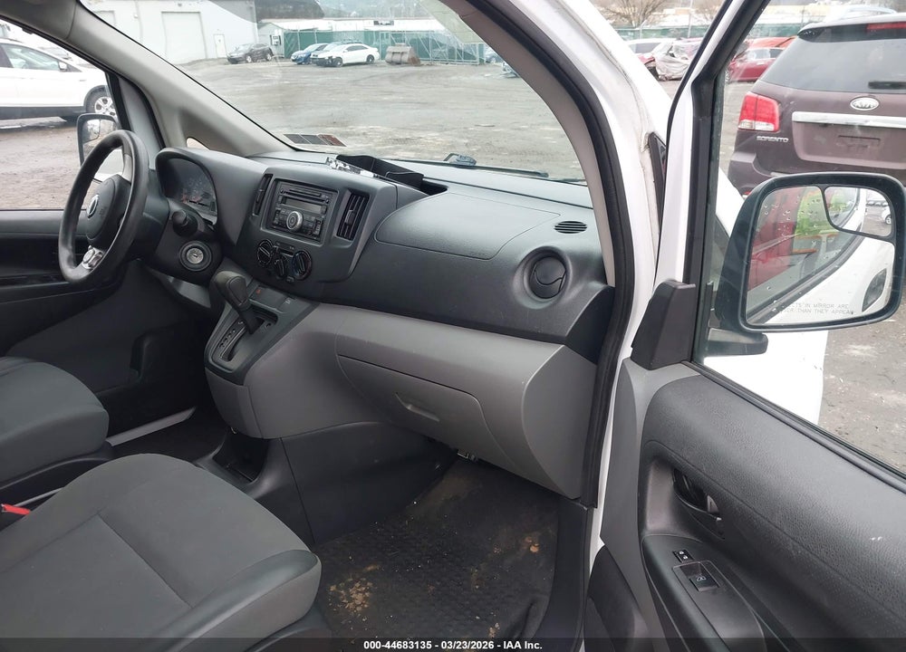 2017 NISSAN NV200 S VIN: 3N6CM0KN8HK714633