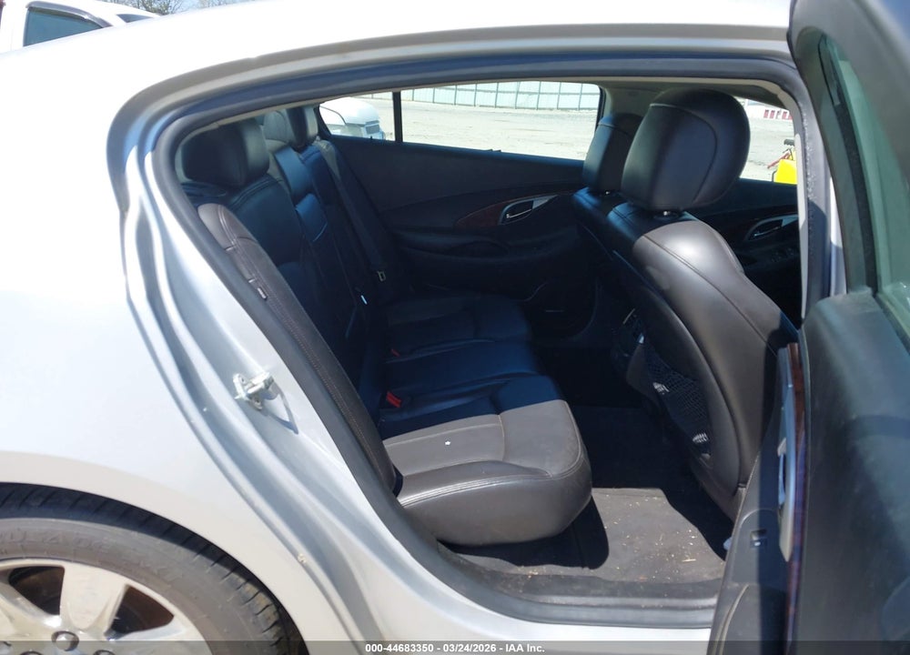 2010 BUICK LACROSSE CXS VIN: 1G4GE5GV9AF300290