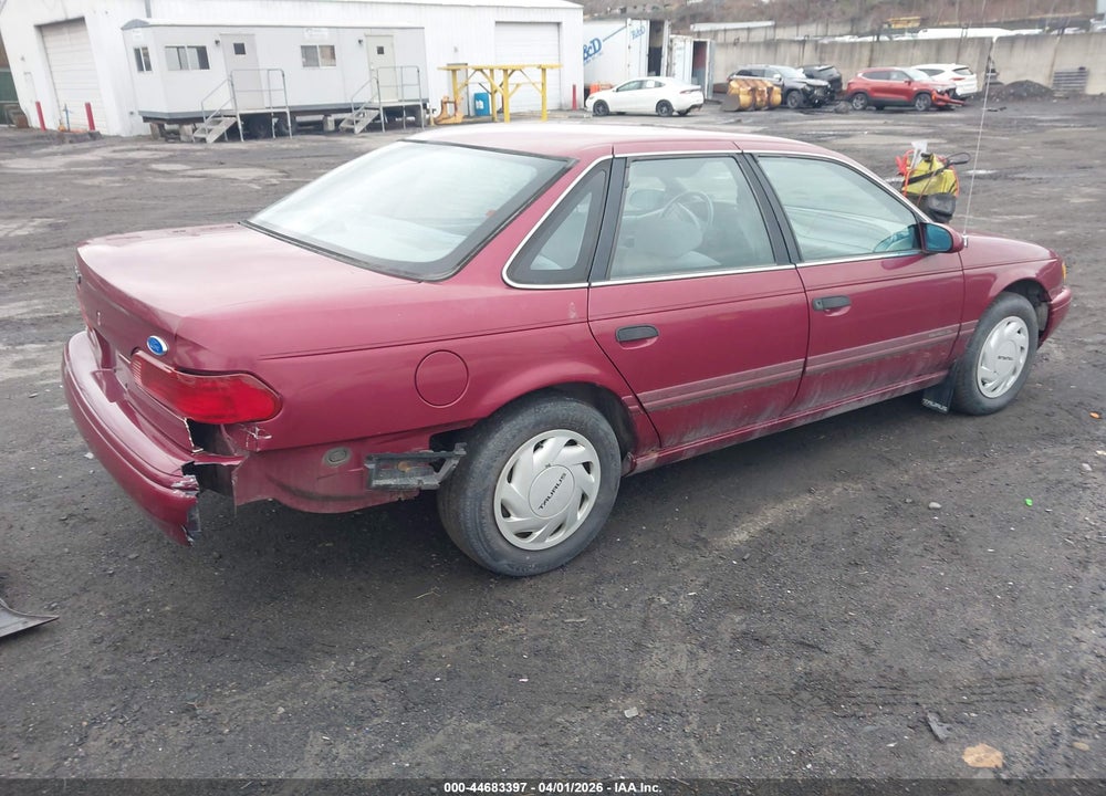 1993 FORD TAURUS GL VIN: 1FALP52U4PA272356