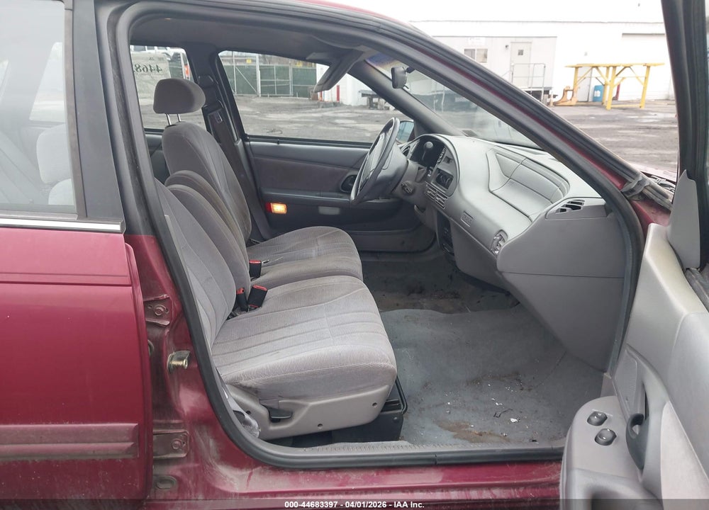 1993 FORD TAURUS GL VIN: 1FALP52U4PA272356