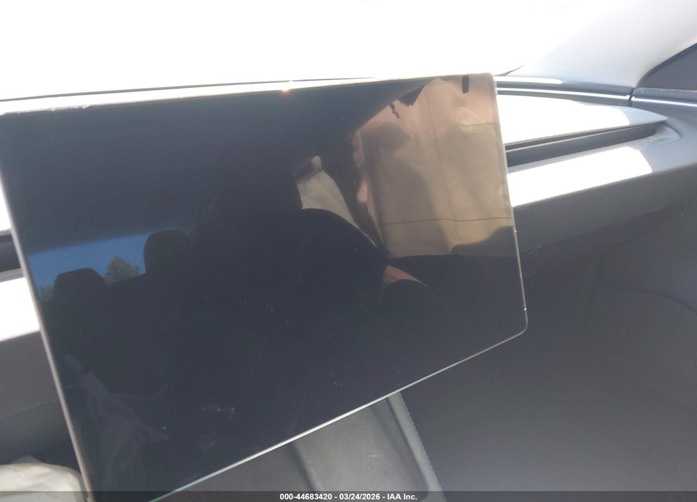 2024 TESLA MODEL 3 LONG RANGE DUAL MOTOR ALL-WHEEL DRIVE/REAR-WHEEL DRIVE VIN: 5YJ3E1EA0RF729202