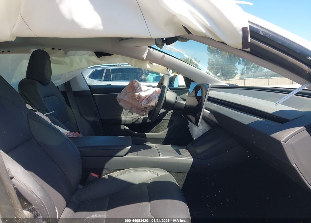 2024 TESLA MODEL 3 LONG RANGE DUAL MOTOR ALL-WHEEL DRIVE/REAR-WHEEL DRIVE VIN: 5YJ3E1EA0RF729202
