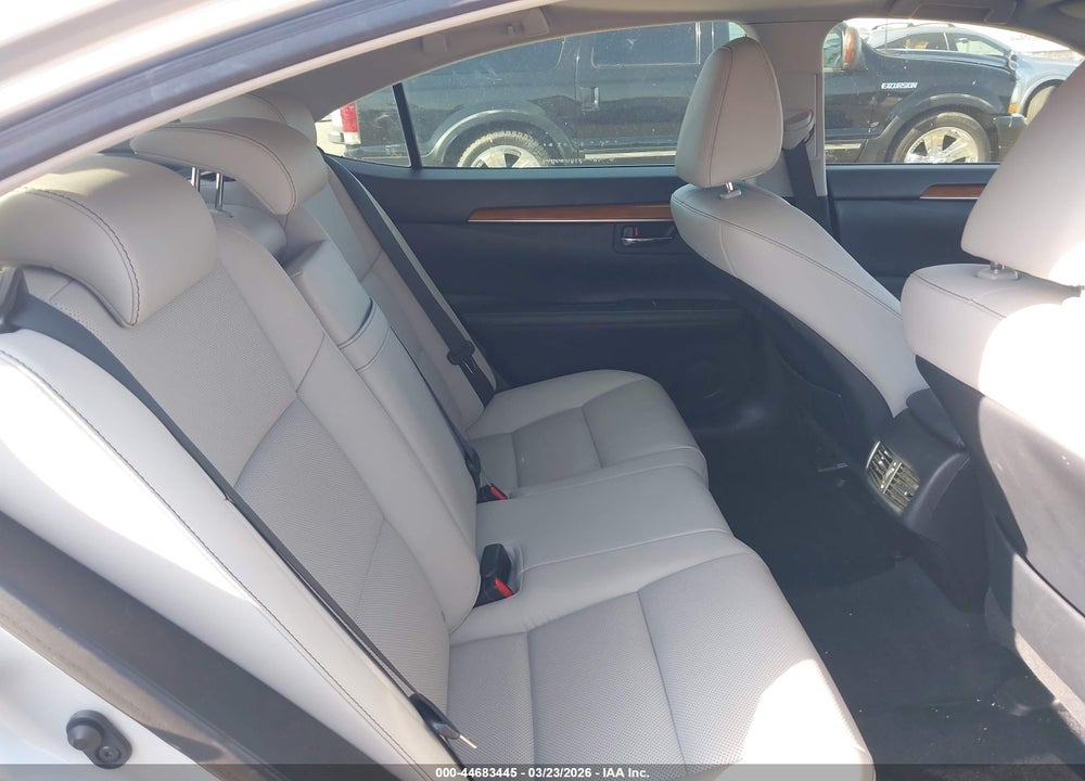 2015 LEXUS ES 300H VIN: JTHBW1GG1F2095289