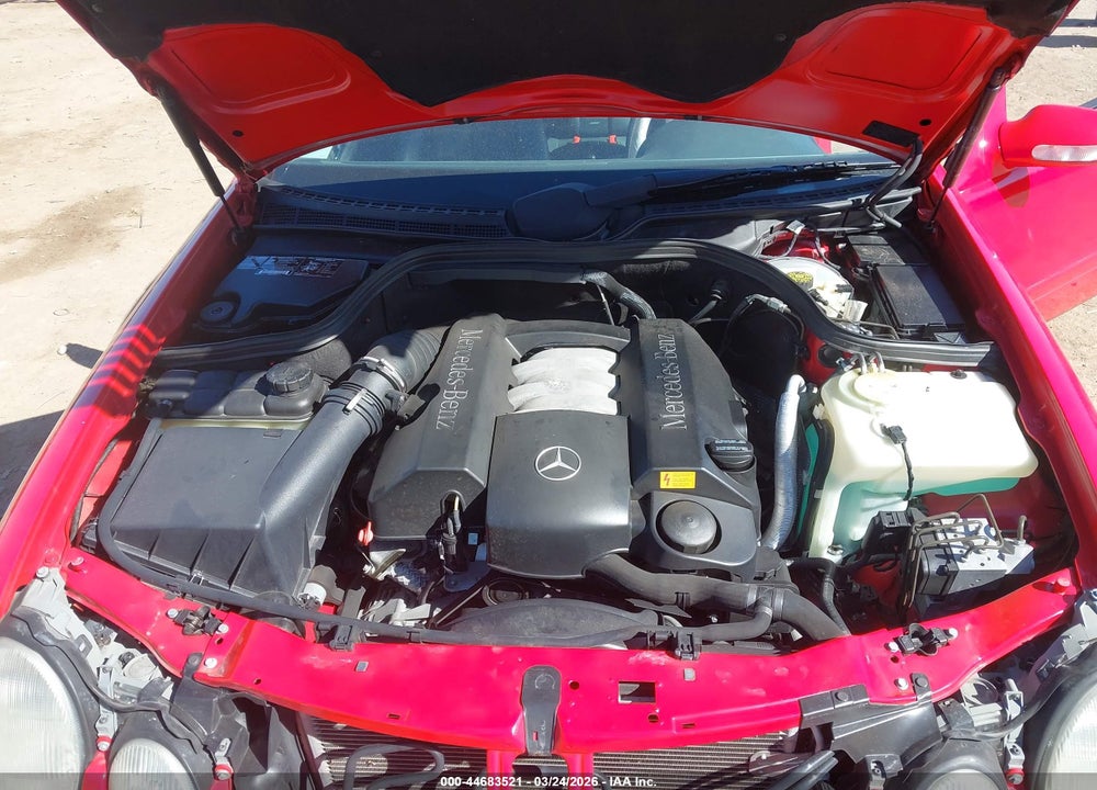 2000 MERCEDES-BENZ CLK 320 VIN: WDBLK65G3YT039819