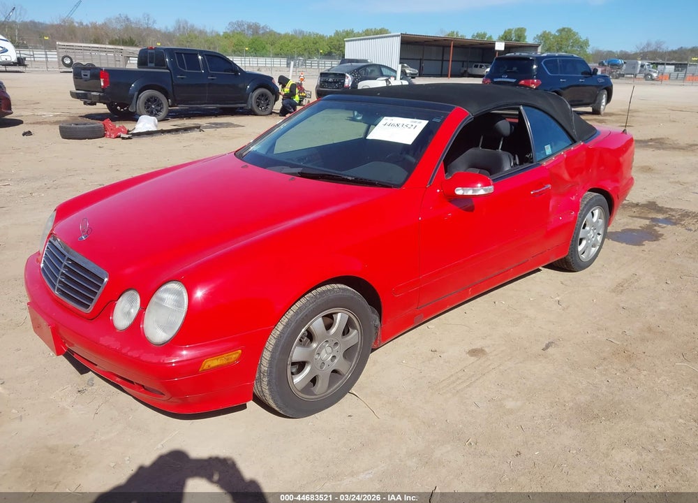 2000 MERCEDES-BENZ CLK 320 VIN: WDBLK65G3YT039819