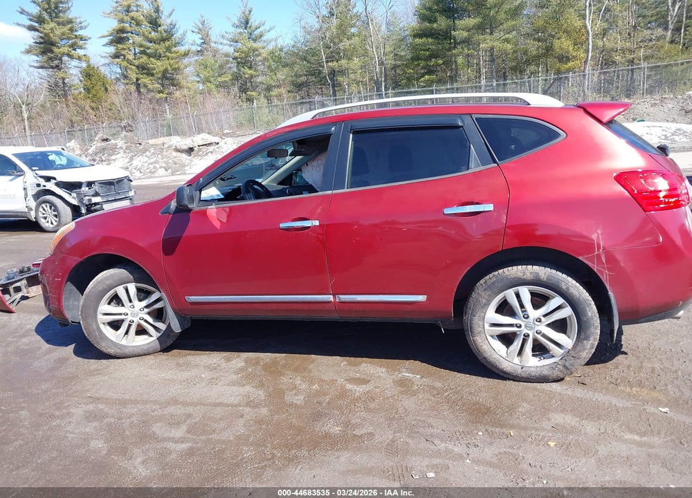 2015 NISSAN ROGUE SELECT S VIN: JN8AS5MV7FW756209