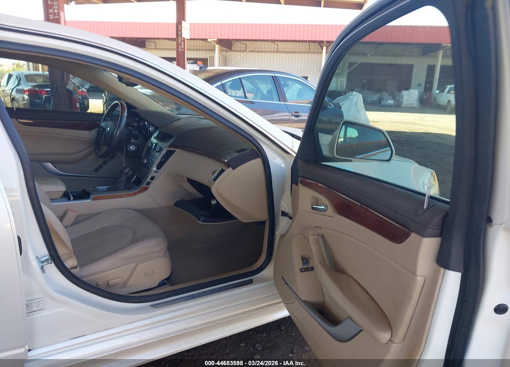 2012 CADILLAC CTS LUXURY VIN: 1G6DF5E57C0147571