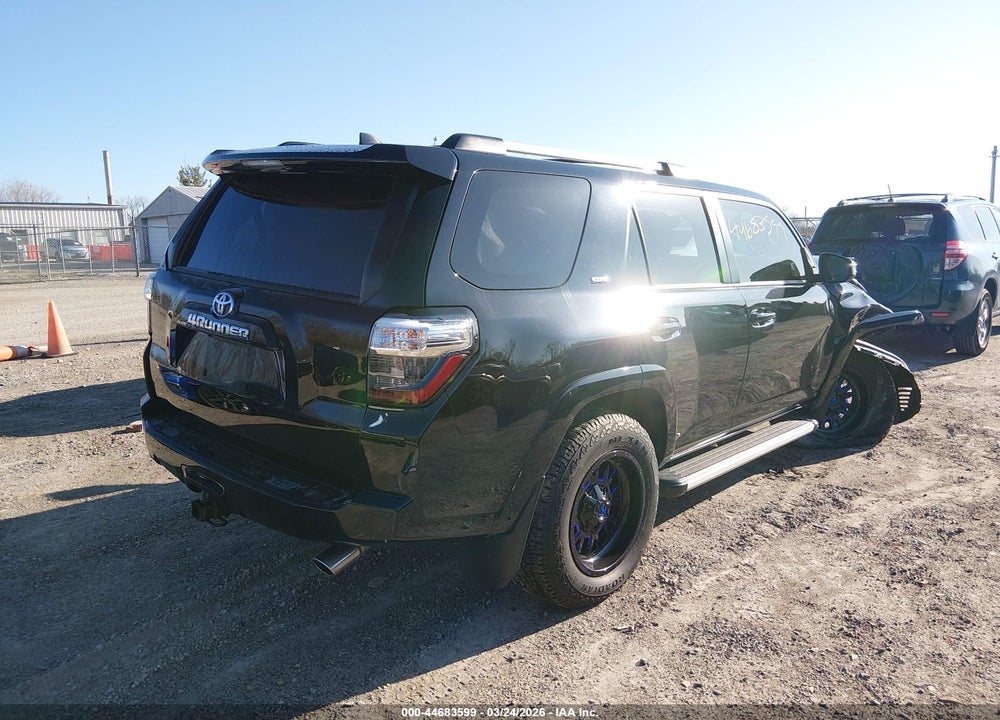 2021 TOYOTA 4RUNNER SR5 PREMIUM VIN: JTENU5JR3M5841206