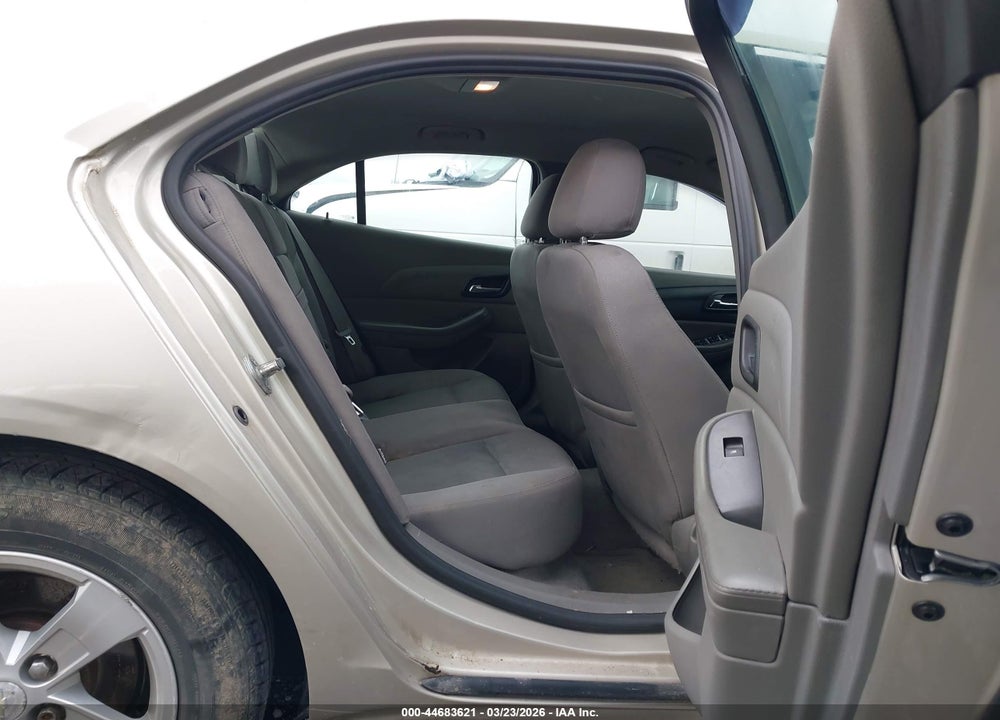 2013 CHEVROLET MALIBU 1LS VIN: 1G11B5SAXDF179323