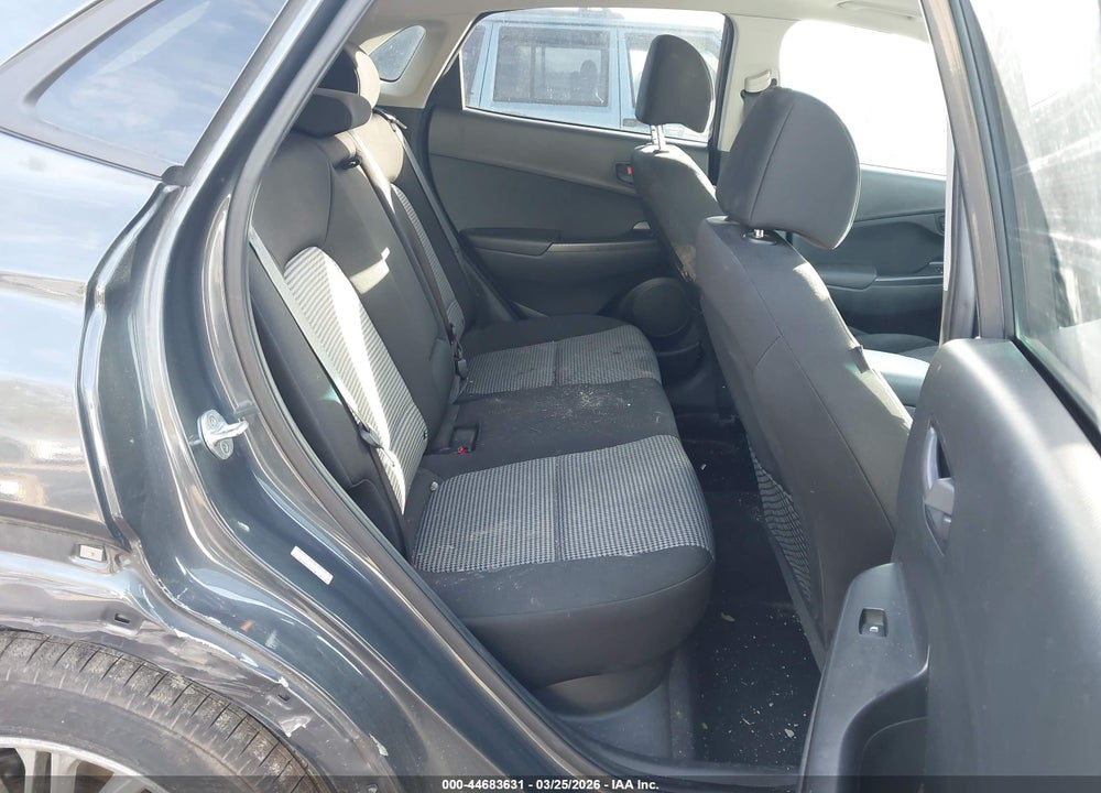 2018 HYUNDAI KONA SEL VIN: KM8K6CAA5JU149249