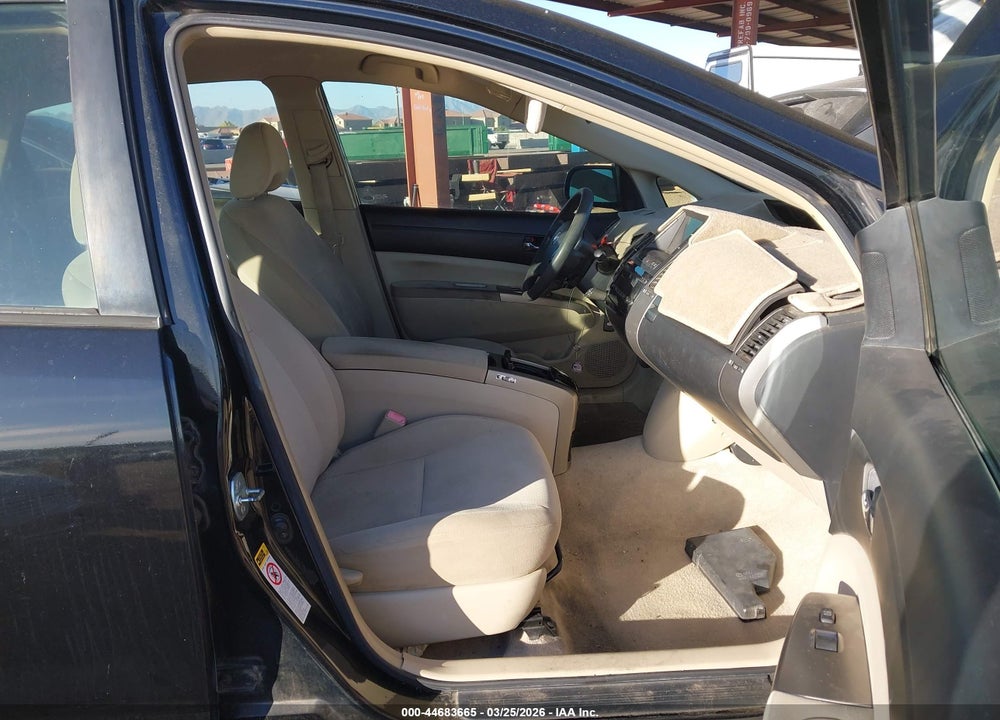 2005 TOYOTA PRIUS VIN: JTDKB20U653086597