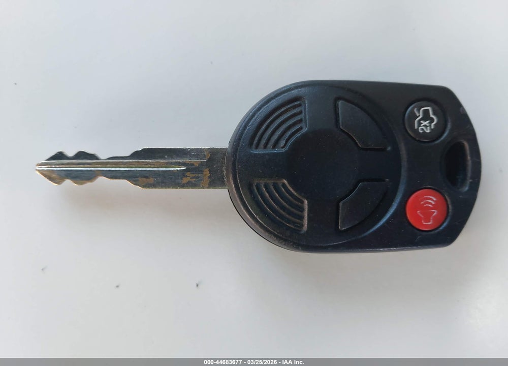 2011 FORD ESCAPE XLS VIN: 1FMCU0C71BKC43233
