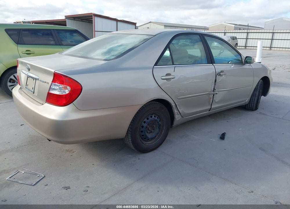 2004 TOYOTA CAMRY LE VIN: 4T1BE32K04U923695