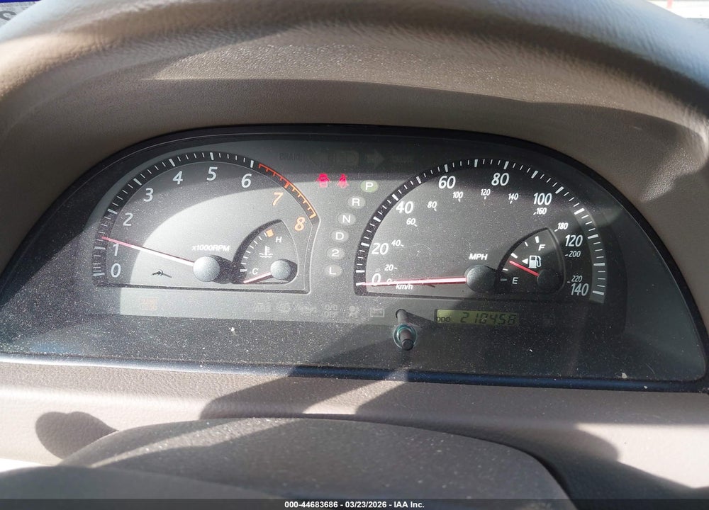 2004 TOYOTA CAMRY LE VIN: 4T1BE32K04U923695