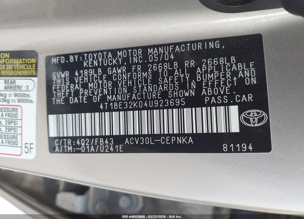2004 TOYOTA CAMRY LE VIN: 4T1BE32K04U923695