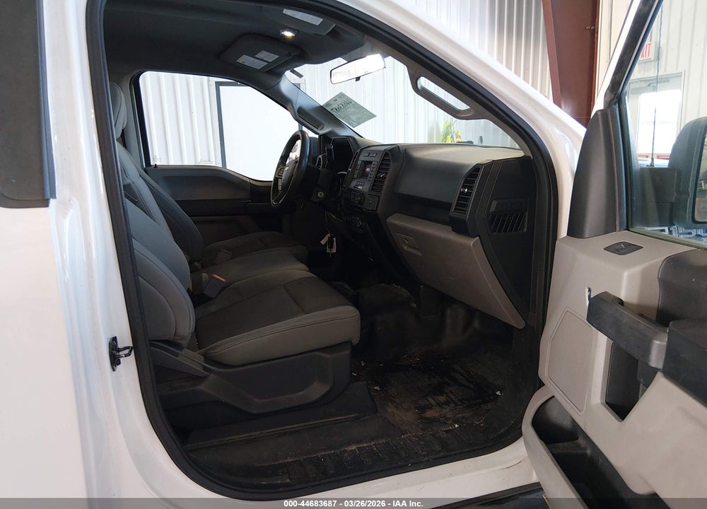 2018 FORD F-150 XL VIN: 1FTMF1E52JKF41910