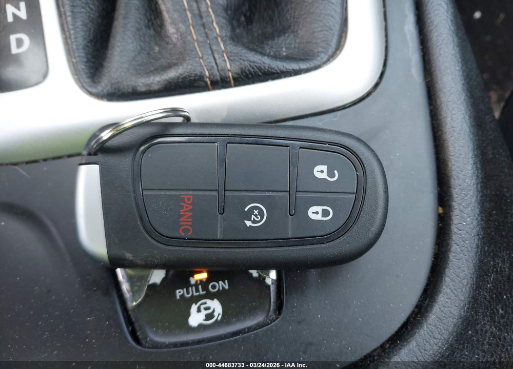 2018 JEEP CHEROKEE LATITUDE PLUS FWD VIN: 1C4PJLLB3JD573091