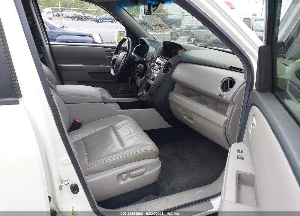 2012 HONDA PILOT TOURING VIN: 5FNYF3H98CB042881