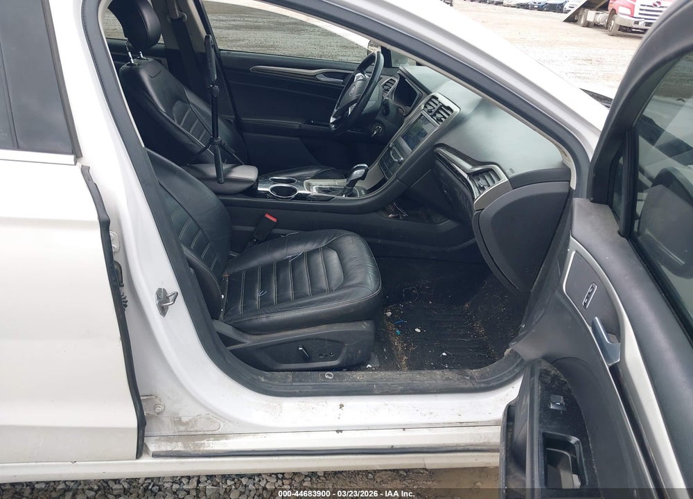 2013 FORD FUSION SE VIN: 3FA6P0HR3DR169157
