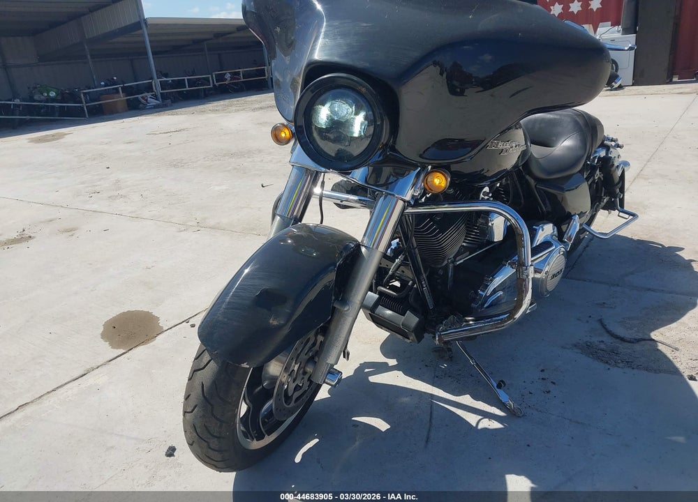 2012 HARLEY-DAVIDSON FLHX STREET GLIDE VIN: 1HD1KBM19CB643256